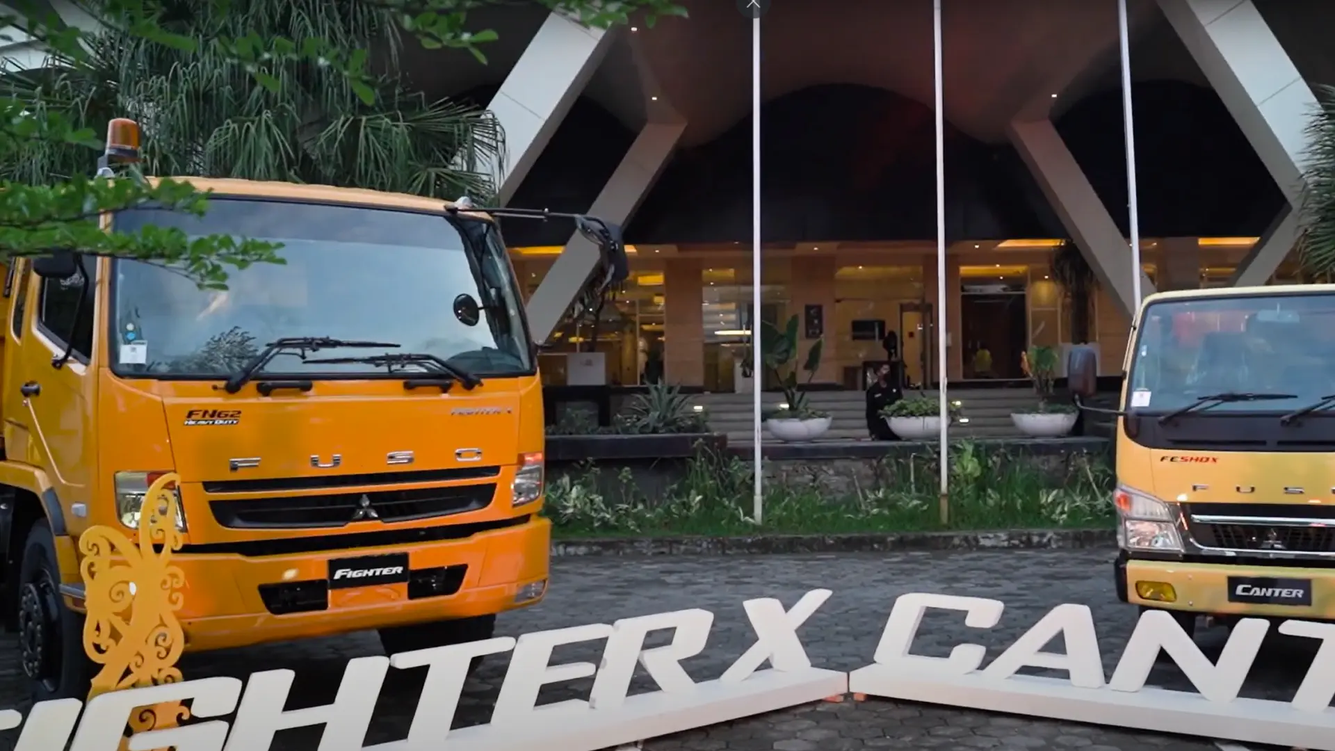 Roadshows in 22 cities within 3 months with theme Tangguh Bersama Fuso, located at 5 star hotels and supported by various artist.